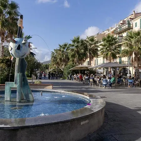 Centro - A Pochi Passi Dal Mare E Dalla Stazione Loano